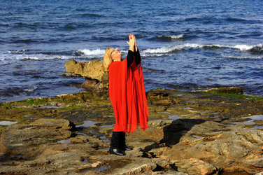 SARA FAVARO attrice e scrittrice italiana. Fotografie di Giulio Azzarello &copy;2015 2016.