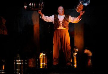 MARCO RENZI e il suo teatro. Fotografie di Giulio Azzarello ©2014.