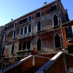 VENEZIA fotografie di Giulio Azzarello &copy;2022.