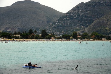 MONDELLO. Fotografe di Giulio Azzarello &copy;2023.
