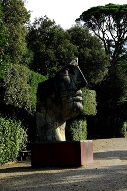 IGOR MITORAJ Giardino di Boboli. Fotografie di Giulio Azzarello &copy;2022.