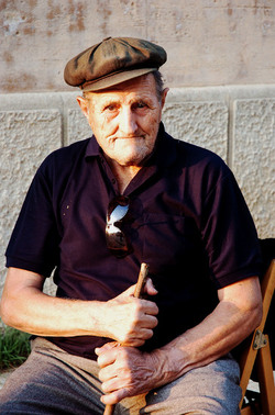 PASSO UNO un film di Miriam Rizzo con Mimmo Cuticchio. Fotografie di scena e set di Giulio Azzarello &copy;2014.