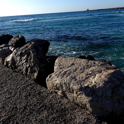 COSTA SICILIANA. Fotografie di Giulio Azzarello &copy;2022.