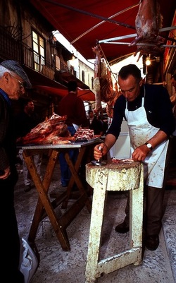 VUCCIRIA anni 90. Fotografie di Giulio Azzarello &copy;2022.