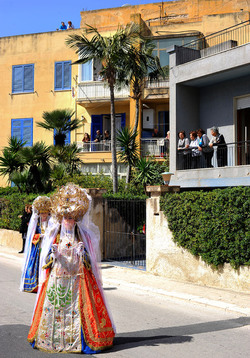 LE VERONICHE di Marsala in Sicilia. Fotografie di Giulio Azzarello ©2016. LE VERONICHE di Marsala in Sicilia. Fotografie di Giulio Azzarello ©2016.