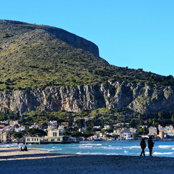 MONDELLO di inverno. Fotografie di Giulio Azzarello &copy;2016.