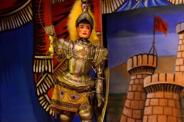 OPERA dei PUPI di Mimmo e Giacomo Cuticchio. Fotografia di Giulio Azzarello ©2020. OPERA dei PUPI di Mimmo e Giacomo Cuticchio. Fotografia di Giulio Azzarello ©2020.