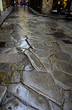 LASTRICATO nel centro storico di Firenze. Fotografie di Giulio Azzarello &copy;2016.