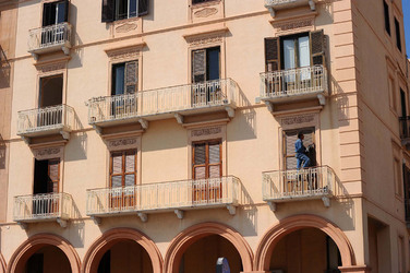 TRAPANI il centro storico il porto il mare la colombaia. Fotografie di Giulio Azzarello ©2014. TRAPANI il centro storico il porto il mare la colombaia. Fotografie di Giulio Azzarello ©2014.