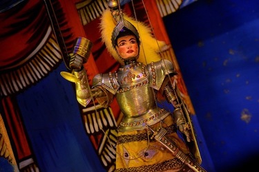 OPERA dei PUPI di Mimmo e Giacomo Cuticchio. Fotografia di Giulio Azzarello ©2020. OPERA dei PUPI di Mimmo e Giacomo Cuticchio. Fotografia di Giulio Azzarello ©2020.