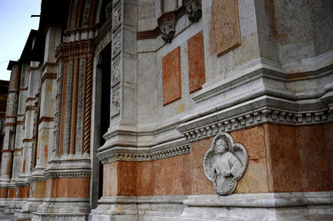 BOLOGNA centro storico. Fotografie di Giulio Azzarello ©2016. BOLOGNA centro storico. Fotografie di Giulio Azzarello ©2016.