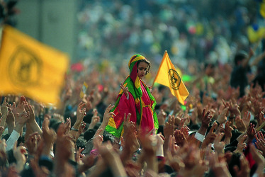 IL NEWROZ CURDO nel curdistan turco alcuni momenti fotografie di Giulio Azzarello ©2014. IL NEWROZ CURDO nel curdistan turco alcuni momenti fotografie di Giulio Azzarello ©2014.