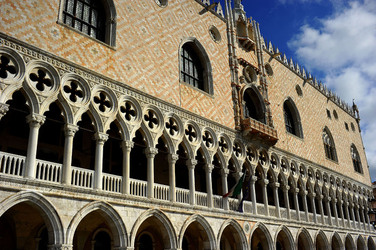 PIAZZA SAN MARCO A VENEZIA fotografie di Giulio Azzarello &copy;2016.