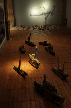 Installazione di Anne Clemence DeGrollee alla GAM di Palermo. Fotografie di Giulio Azzarello &copy;2017.
