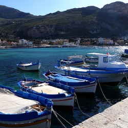 BARCHE. Fotografie di Giulio Azzarello ©2022.