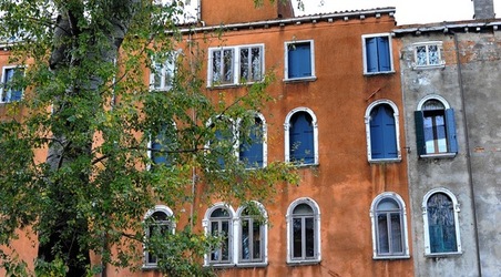 BIENNALE di VENEZIA 2017 la citt&agrave; particolari. Fotografie di Giulio Azzarello &copy;2018.