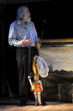 OPERA DEI PUPI di Mimmo Cuticchio in uno spettacolo natalizio a Palermo. Fotografie di Giulio Azzarello ©2014. OPERA DEI PUPI di Mimmo Cuticchio in uno spettacolo natalizio a Palermo. Fotografie di Giulio Azzarello ©2014.