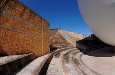 LA CHIESA MADRE a Gibellina nel Belice in Sicilia. Fotografie di Giulio Azzarello &copy;2014.