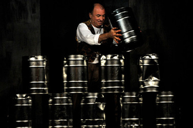 MARCO RENZI e il suo teatro. Fotografie di Giulio Azzarello ©2014.