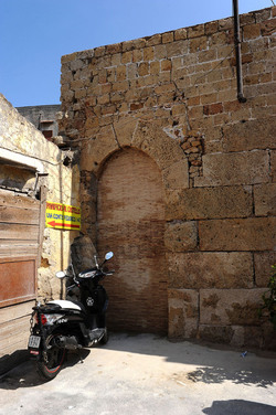 CASTELLO di Mare dolce a Palermo archeo sito arabo normanno panoramiche e particolari. Fotografie di Giulio Azzarello &copy;2014.