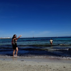 MONDELLO. Fotografie di Giulio Azzarello &copy;2024.