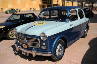 AUTO CLASSICHE ovvero la loro modernit&agrave; in mostra con tanti modelli del passato. Fotografie di Giulio Azzarello &copy;2014.
