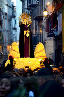 PROCESSIONI religiose per la Pasqua a Palermo. Fotografie di Giulio Azzarello ©2016. PROCESSIONI religiose per la Pasqua a Palermo. Fotografie di Giulio Azzarello ©2016.