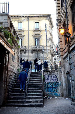 PROCESSIONI religiose per la Pasqua a Palermo. Fotografie di Giulio Azzarello ©2016. PROCESSIONI religiose per la Pasqua a Palermo. Fotografie di Giulio Azzarello ©2016.