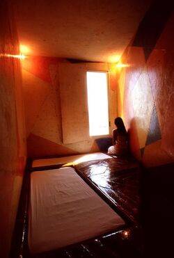 ATELIER SUL MARE fotografie di Giulio Azzarello ©2022. ATELIER SUL MARE fotografie di Giulio Azzarello ©2022.