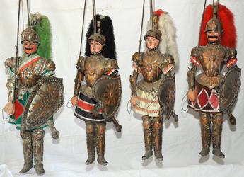 PUPI SICILIANI del 900 e dell 800. Collezione Cuticchio. Fotografie di Giulio Azzarello &copy;2014.