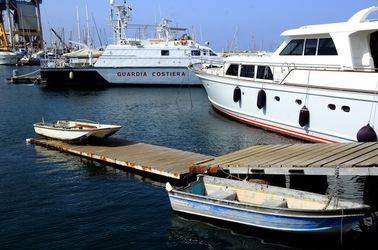 LA CALA di PALERMO fotografie di Giulio Azzarello ©2018. LA CALA di PALERMO fotografie di Giulio Azzarello ©2018.