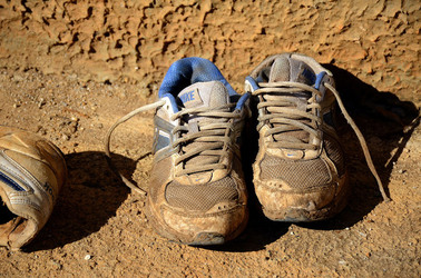 SCARPE di persone povere. Fotografie di Giulio Azzarello &copy;2016.
