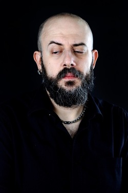 ALESSIO BOSCO musicista compositore. Fotografie di Giulio Azzarello &copy;2018.