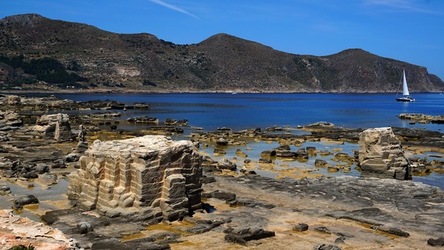 FAVIGNANA. Fotografie di Giulio Azzarello &copy;2022.