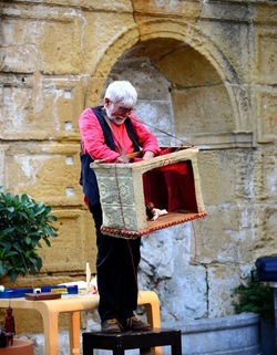 LA MACCHINA DEI SOGNI di Mimmo Cuticchio. Fotografie di Giulio Azzarello ©2020. LA MACCHINA DEI SOGNI di Mimmo Cuticchio. Fotografie di Giulio Azzarello ©2020.