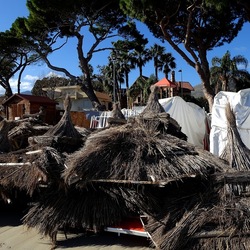 MONDELLO. Fotografie di Giulio Azzarello &copy;2024.