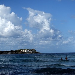 MONDELLO. Fotografe di Giulio Azzarello &copy;2023.