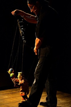 LA MACCHINA DEI SOGNI di Mimmo Cuticchio. Fotografie di Giulio Azzarello &copy;2020.