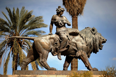 TEATRO Massimo di Palermo visioni panoramiche e particolari. Fotografie di Giulio Azzarello ©2014. TEATRO Massimo di Palermo visioni panoramiche e particolari. Fotografie di Giulio Azzarello ©2014.