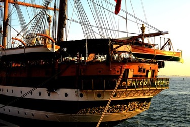 AMERIGO VESPUCCI fotografie di Giulio Azzarello ©2020. AMERIGO VESPUCCI fotografie di Giulio Azzarello ©2020.