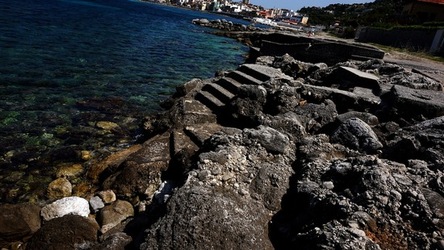 BAIA DEL CORALLO. Fotografie di Giulio Azzarello &copy;2022.