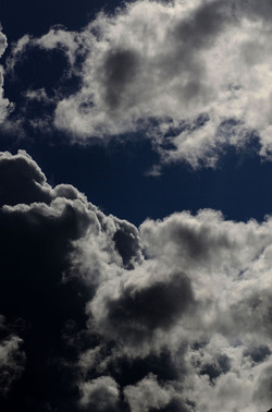 NUVOLE E NATURA fotografie di Giulio Azzarello &copy;2014.