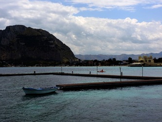 MONDELLO fotografie di Giulio Azzarello &copy;2020.