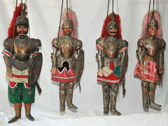 PUPI SICILIANI del 900 e dell 800. Collezione Cuticchio. Fotografie di Giulio Azzarello &copy;2014.