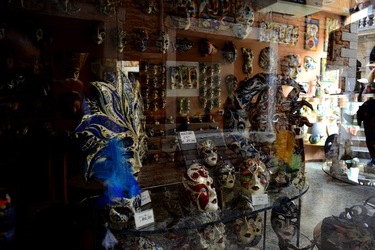 VENEZIA fotografie di Giulio Azzarello ©2022.