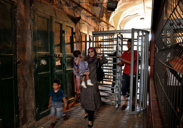 PALESTINA i territori palestinesi panoramiche e particolari. Foto di Giulio Azzarello ©2014. PALESTINA i territori palestinesi panoramiche e particolari. Foto di Giulio Azzarello ©2014.