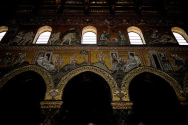 MONREALE in Sicilia con il suo Duomo e il Chiostro panoramiche e particolari. Fotografie di Giulio Azzarello &copy;2014.