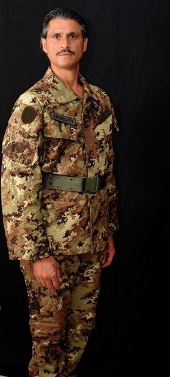 ROBERTO BONURA attore italiano siciliano. Fotografie di Giulio Azzarello ©2018. ROBERTO BONURA attore italiano siciliano. Fotografie di Giulio Azzarello ©2018.