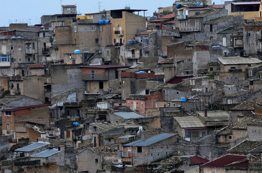 FAVARA in provincia di Agrigento. Fotografie di Giulio Azzarello 2014.