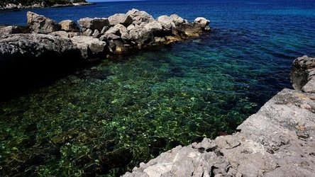 BAIA DEL CORALLO. Fotografie di Giulio Azzarello &copy;2022.
